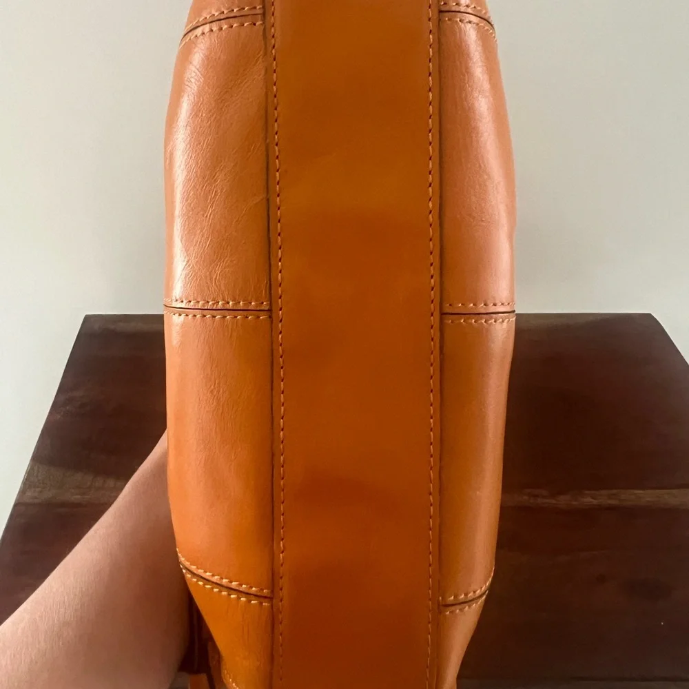 Patricia Nash Burnt Orange Leather Clutch/Crossbody - Picture 7 of 11